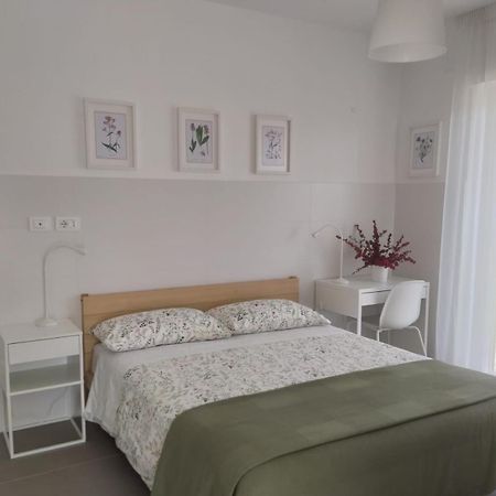 Sea Wind Stanza Con Garage E Ascensore Polignano a Mare Ngoại thất bức ảnh